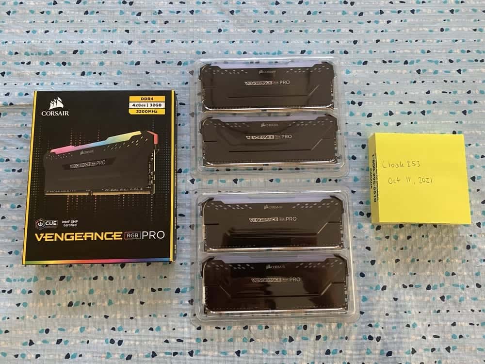 Corsair Vengeance RGB Pro DDR4-3200 (4 x 8GB)