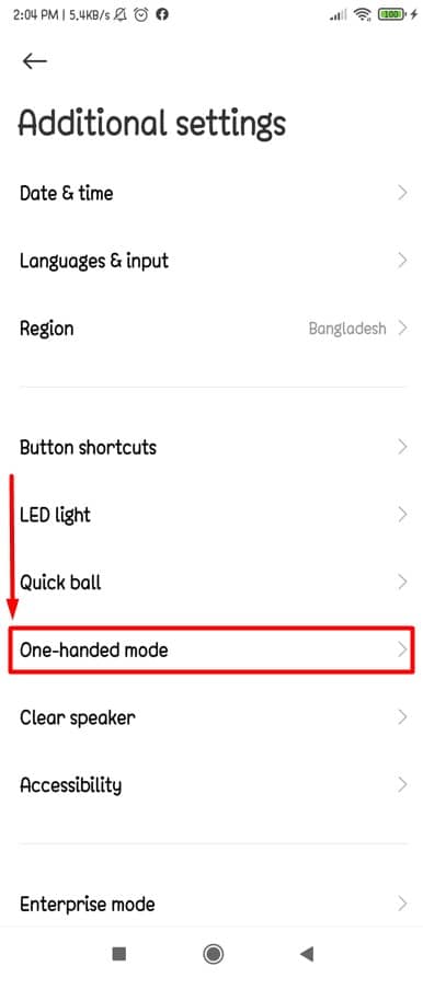 One-handed mode option